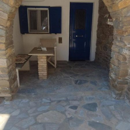 Tinos Apartments Zalonis อาจิออส ไอออนนิส ภายนอก รูปภาพ