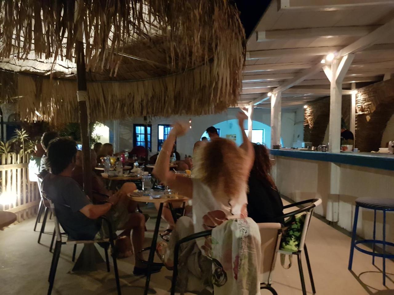 Tinos Apartments Zalonis อาจิออส ไอออนนิส ภายนอก รูปภาพ