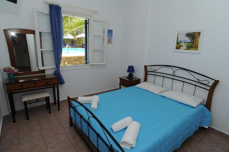 Tinos Apartments Zalonis อาจิออส ไอออนนิส ภายนอก รูปภาพ